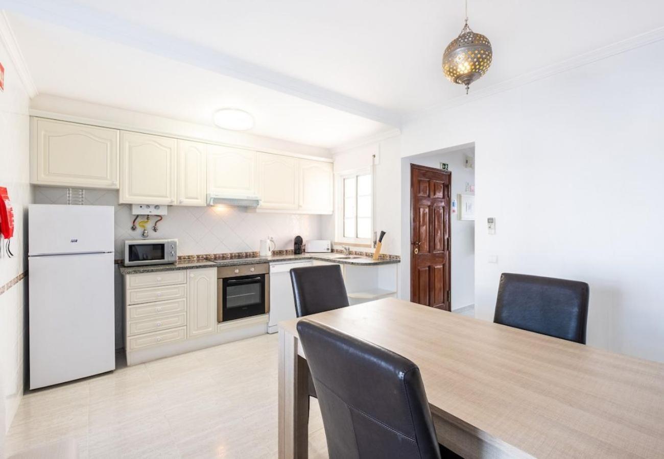 Nidio - Great Location Holiday home